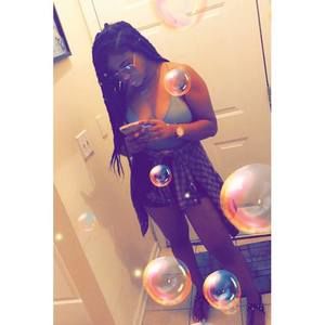 Meet your Posher, Ariana